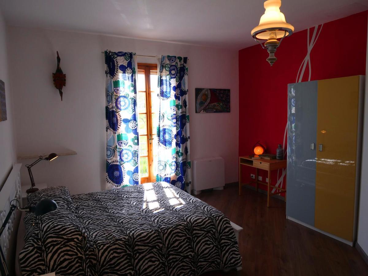 B&B Des Artistes Borzano Exterior foto
